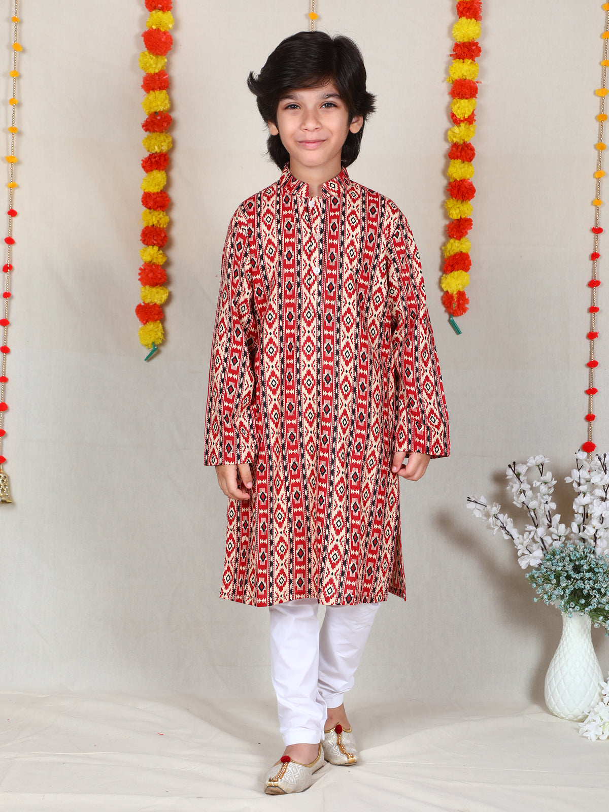 Boys Maroon Ekat Print Cotton Kurta Churidar Set