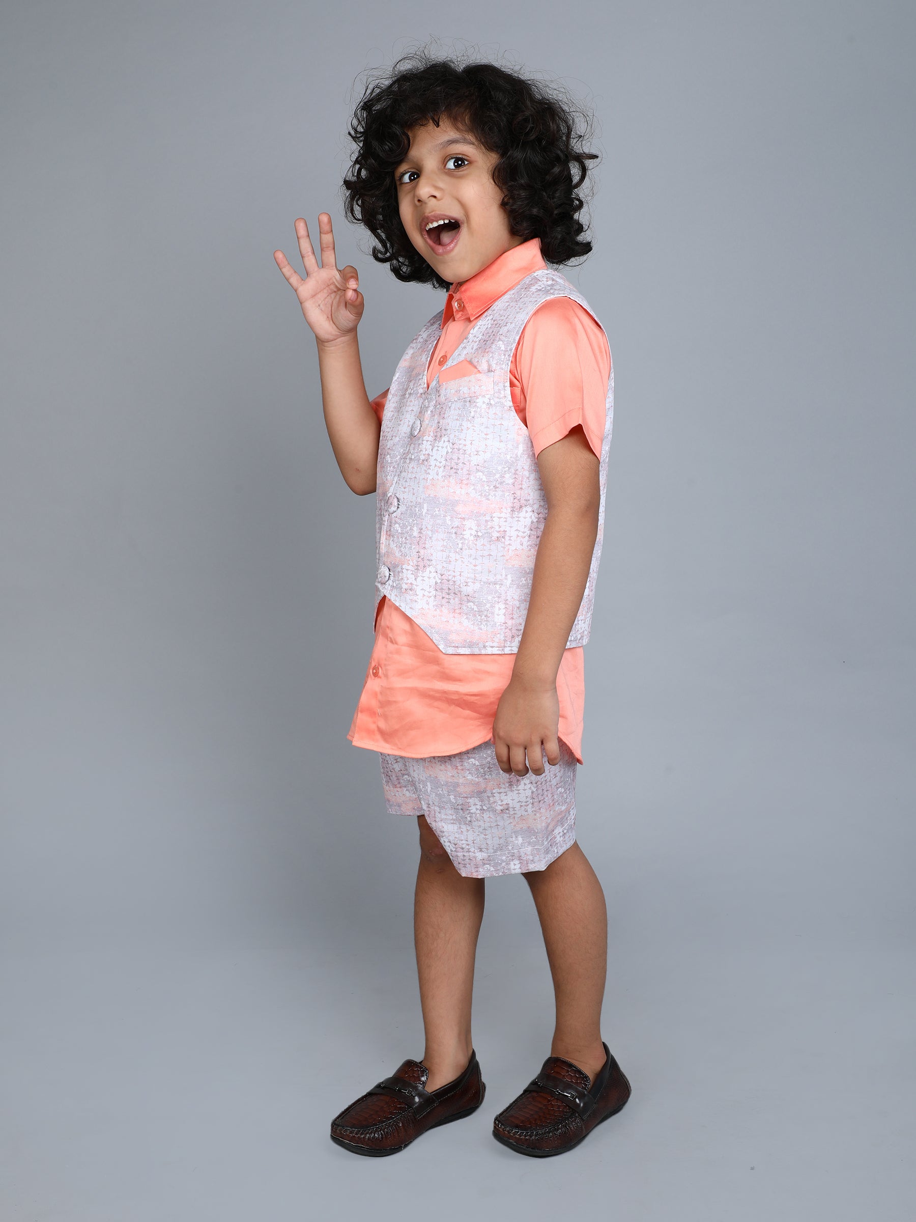Pure Cotton silk solid Shirt and matching printed Shorts and Waistcoat Set - peach